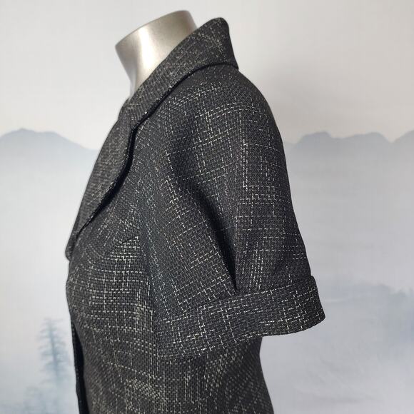 The Limited Collection Short Sleeve Puffer V-Neck Blaze | Women's Medium - Picture 6 of 15